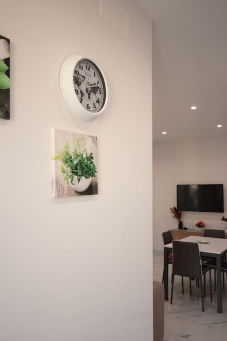 Chiaia Arcoleo House - Anita Apartment Napoli Exterior foto